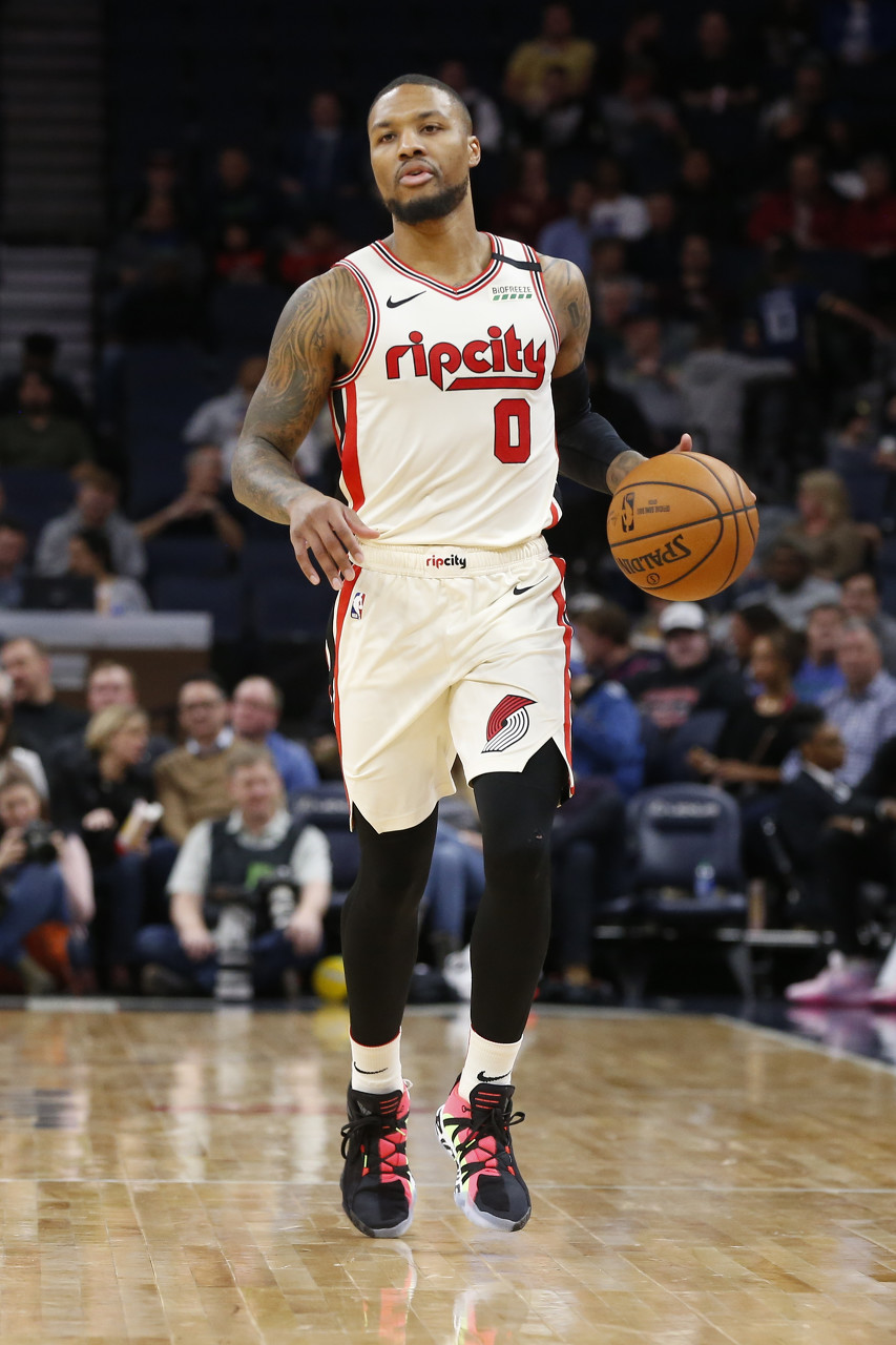 里程碑已悄 里程碑已悄