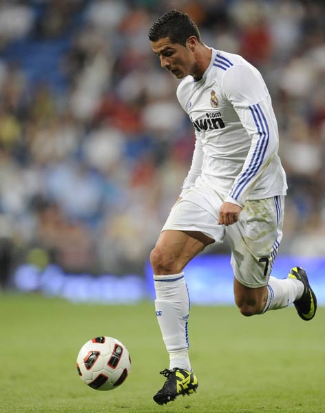 库克首秀20+8广东大胜新疆徐杰30+8大帽李炎哲